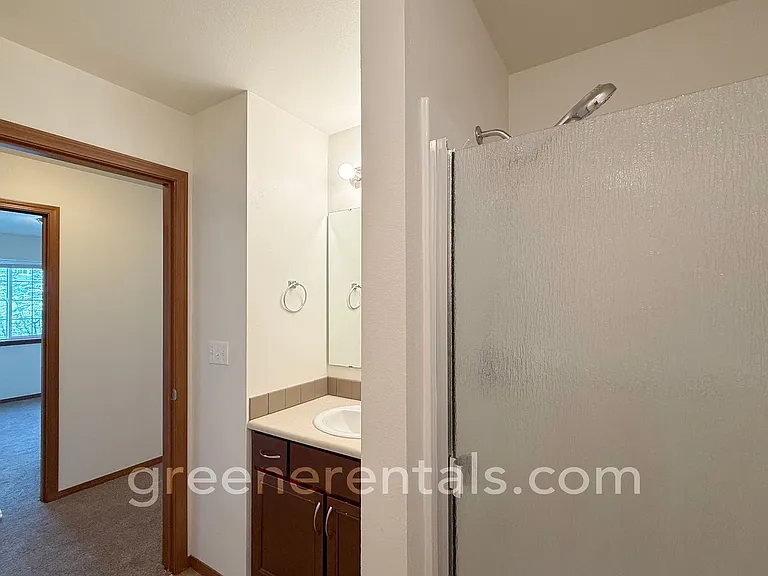 Oly-Evergreen Landing Apartments — Photo 9