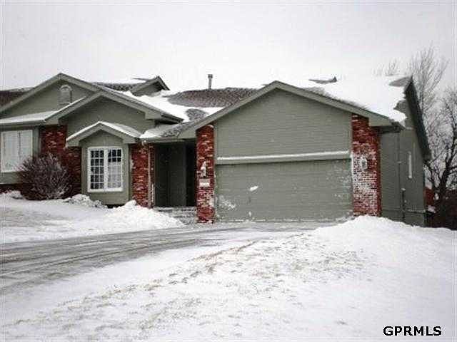 1st image of 5006 Lakeside Dr