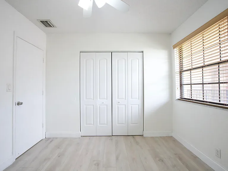 2646 Riverside Dr #2646 — Photo 12