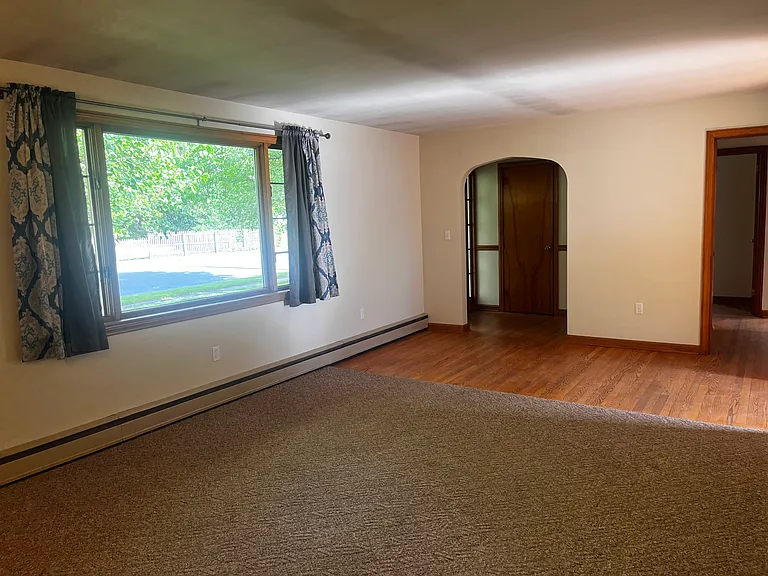 10 Steiger Ave #1 — Photo 29