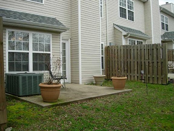 2nd image of 5837 Saint Charles Pl #30