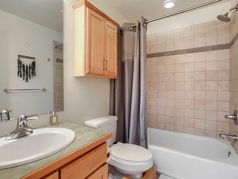 1351 Yellow Pine Ave — Photo 13