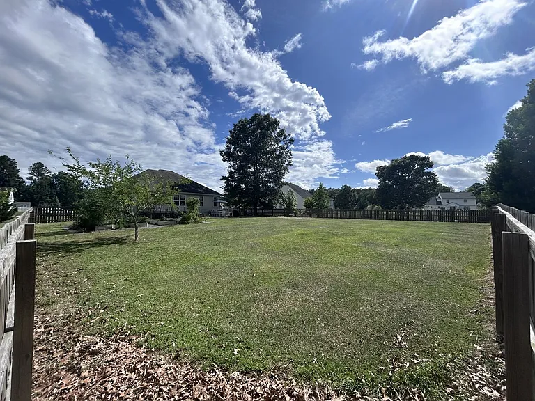 308 Prince William Dr — Photo 19