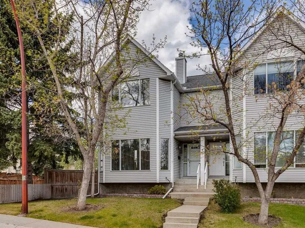 20 Stradwick Rise SW, Calgary, AB T3H 3H1