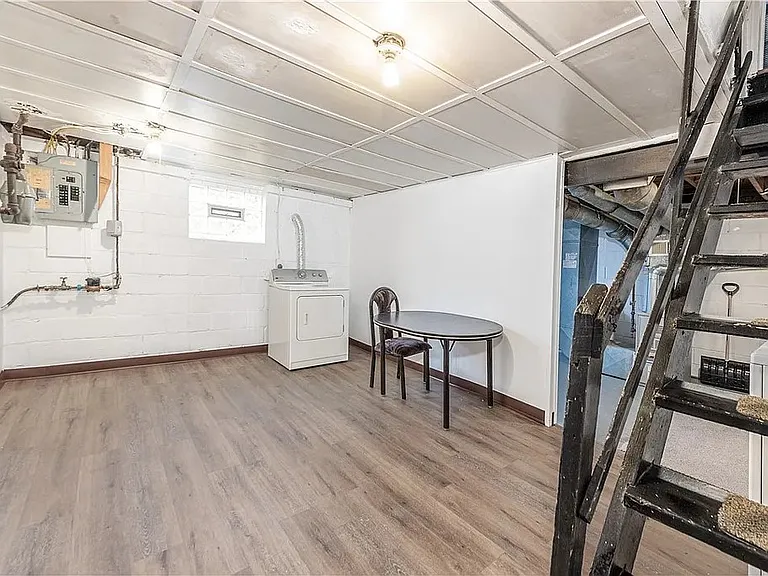 12 Wenzell Pl — Photo 26