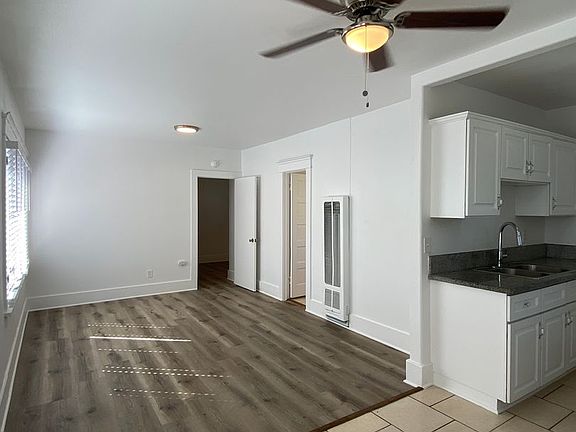 3rd image of 427-437 N Chestnut Ave #14