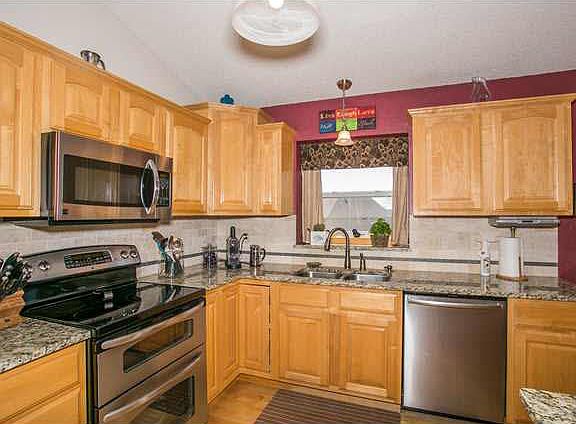 5th image of 523 W Jamestown Ct