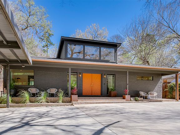 2nd image of 406 S Ravinia Dr