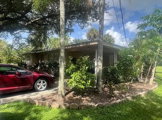 4090 Orange River Loop Rd, Fort Myers, FL 33905