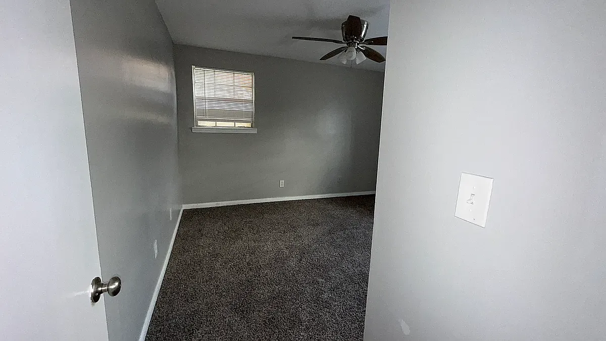 2 bed, 790 sqft, $950 — Photo 4