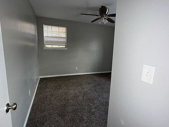 4th image of 3008 Mid Dale Ln APT 2