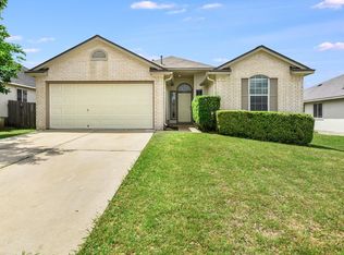 305 Dana Dr, Hutto, TX 78634