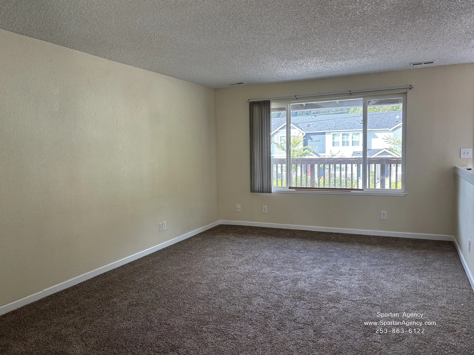 3 bed, 2.5 bath, 1536 sqft, $2,300 — Photo 3