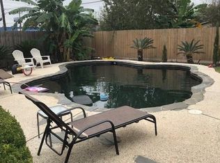 6305 Rowan Ln, Houston, TX 77074