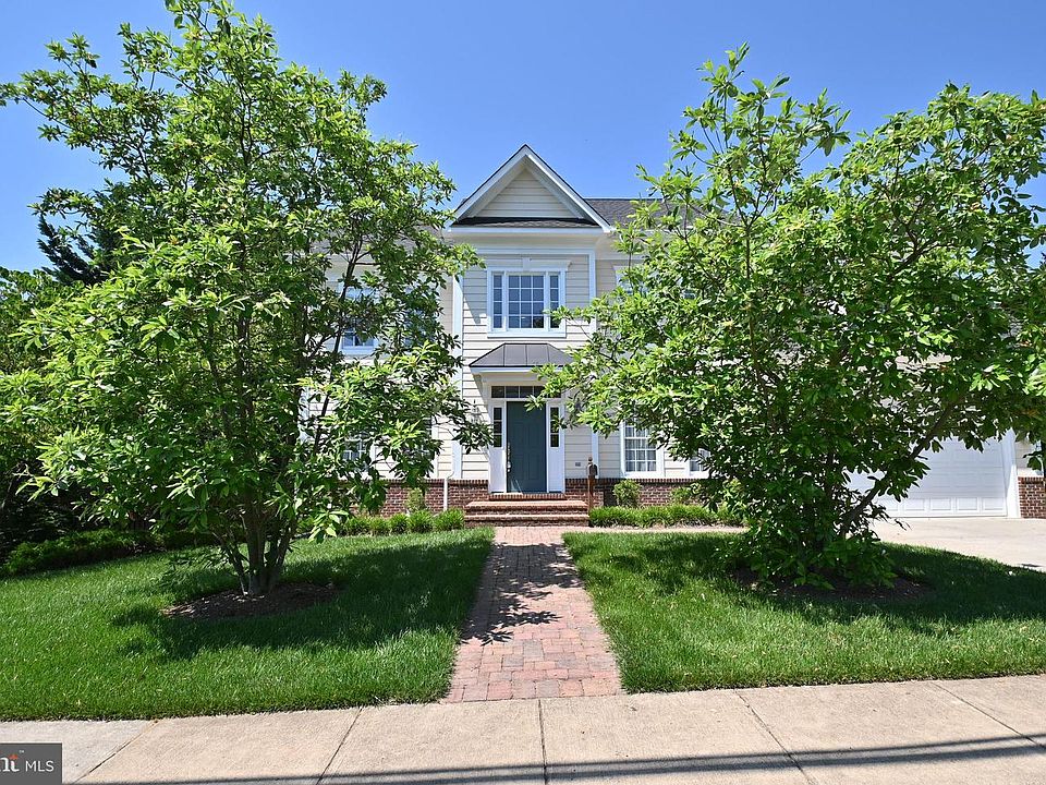 1st image of 3008 N Westmoreland St