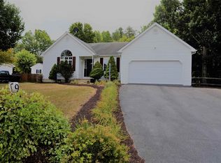 95 Sugarcamp Ln, Stuarts Draft, VA 24477