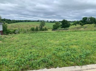 1041 Twin Oaks Blvd, Mount Sterling, KY 40353