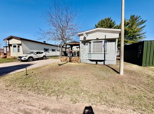 103 Pinehurst Est, Petawawa, ON K8H 2H2