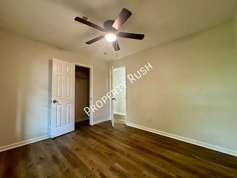 1718 Portland St #A — Photo 15