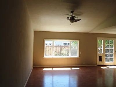 723 Joseph Ct — Photo 4