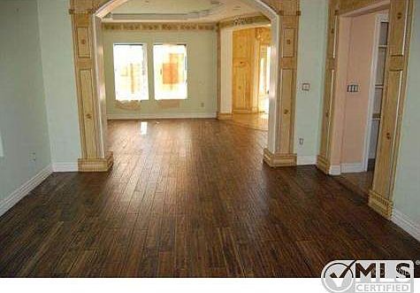 3rd image of 13033 Strathern St