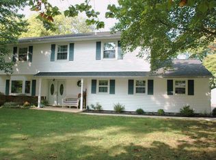 25 Tunberry Dr, Lincroft, NJ 07748