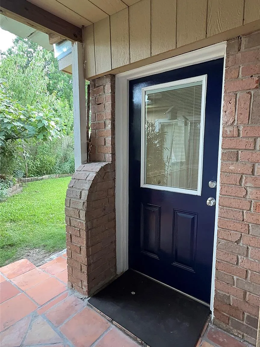 1 bed, 1.0 bath, $950 — Photo 1