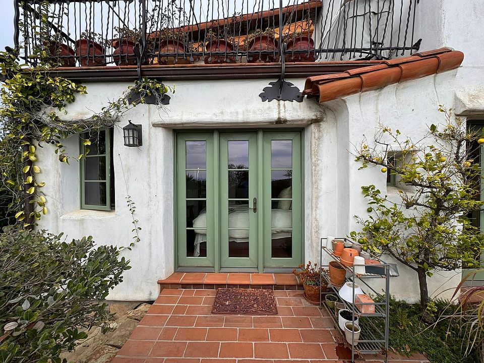 door from back patio