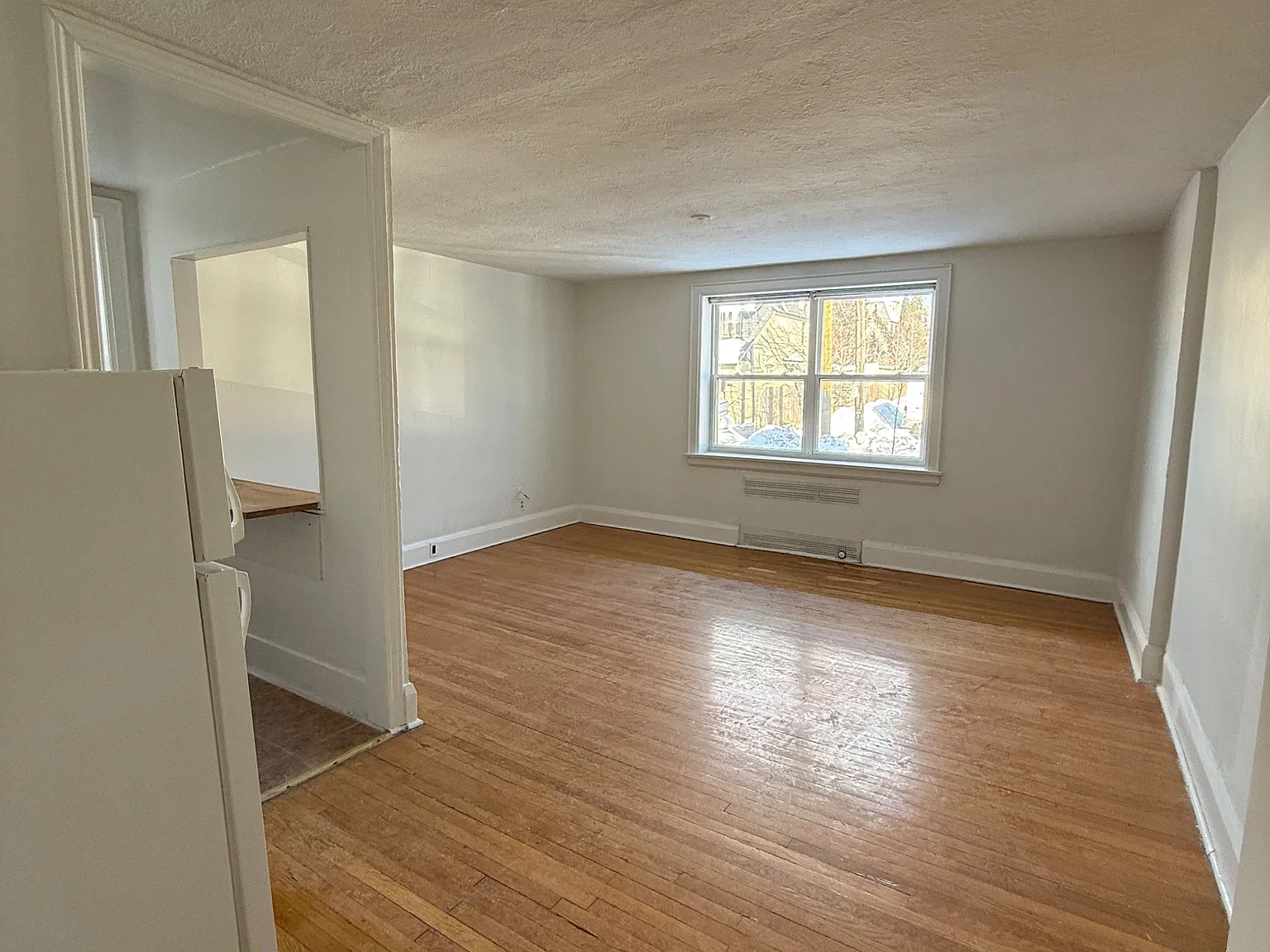 2 bed, $2,695 — Photo 3