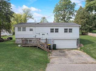 330 River St, Merrimac, WI 53561