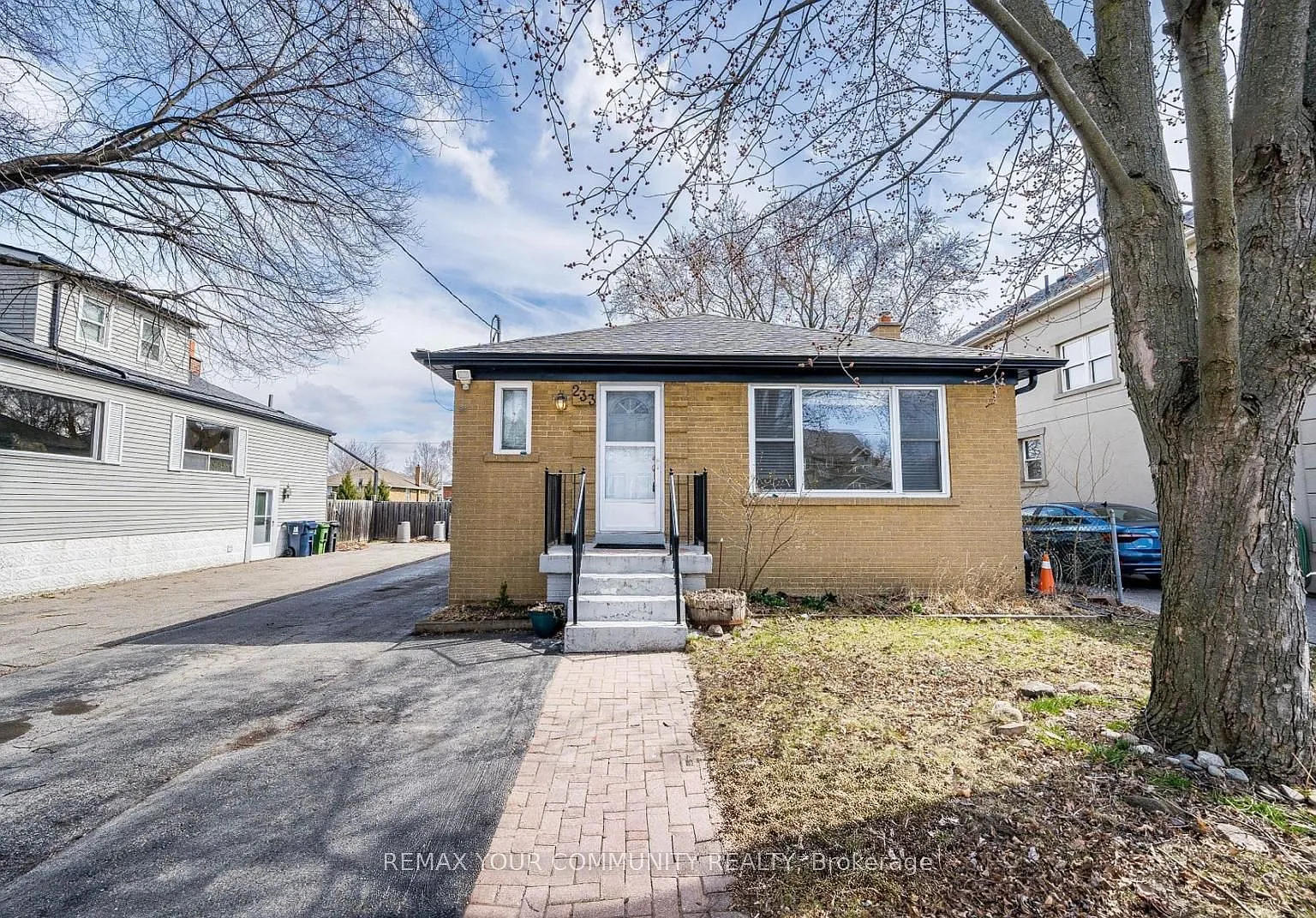 3 bed, $2,900 — Photo 1