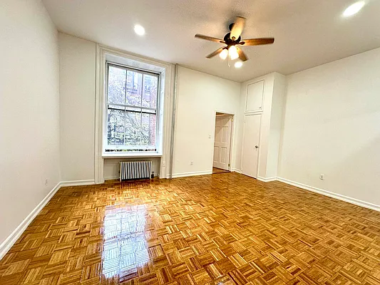 Rented by Corcoran | media 12