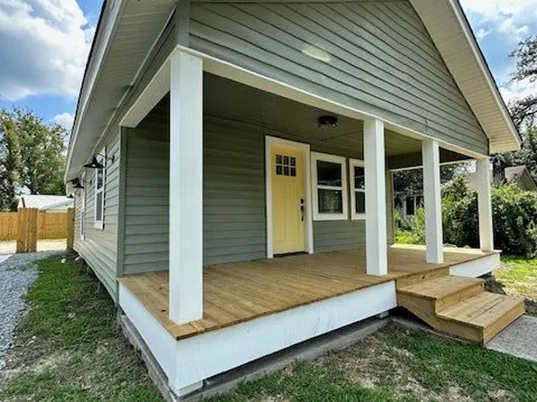 530 S 4th St, Ponchatoula, LA 70454