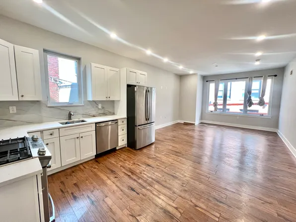 330 Cambridge St, Philadelphia, PA