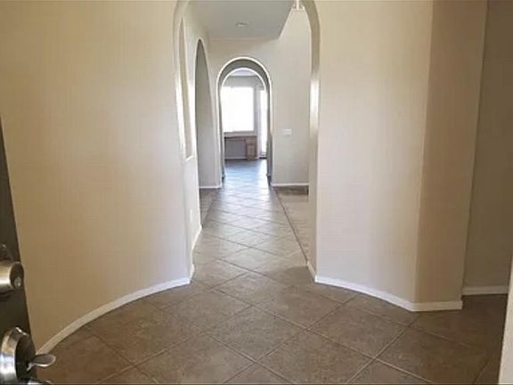 3rd image of 27724 Hastings Dr