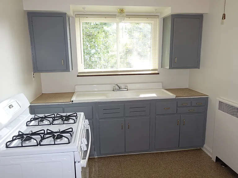 28 Merzen Ct — Photo 7
