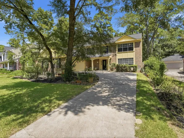 42 Fire Flicker Pl, Spring, TX 77381