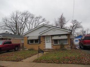 724 E 155th Pl, Phoenix, IL 60426