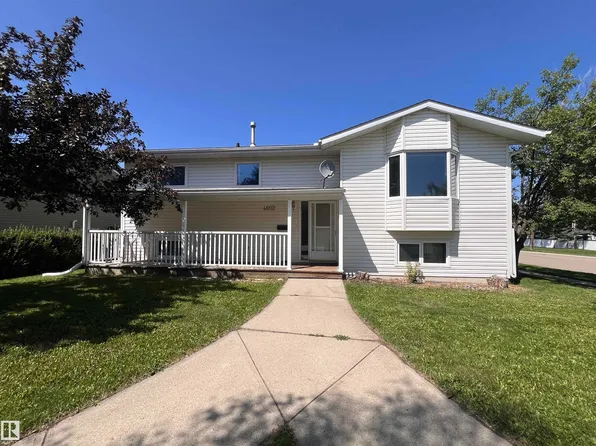 4602 52nd Ave, Bentley, AB T0C 0J0