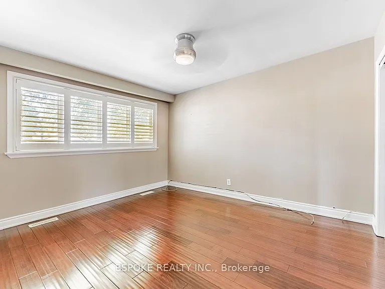 252 Thistle Down Blvd #UPPER — Photo 15