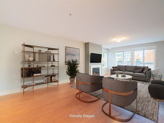 2nd image of 1620 Townsite Rd #201