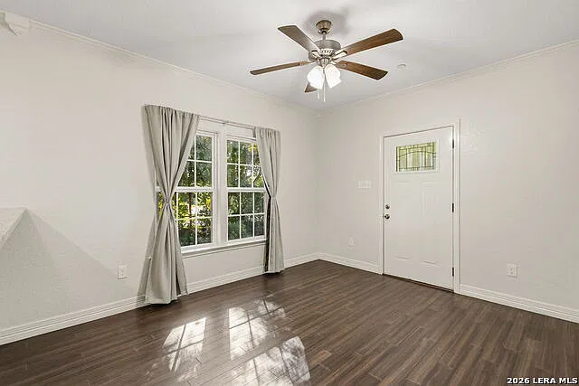 2 bed, 1.0 bath, 900 sqft, $1,650 — Photo 3