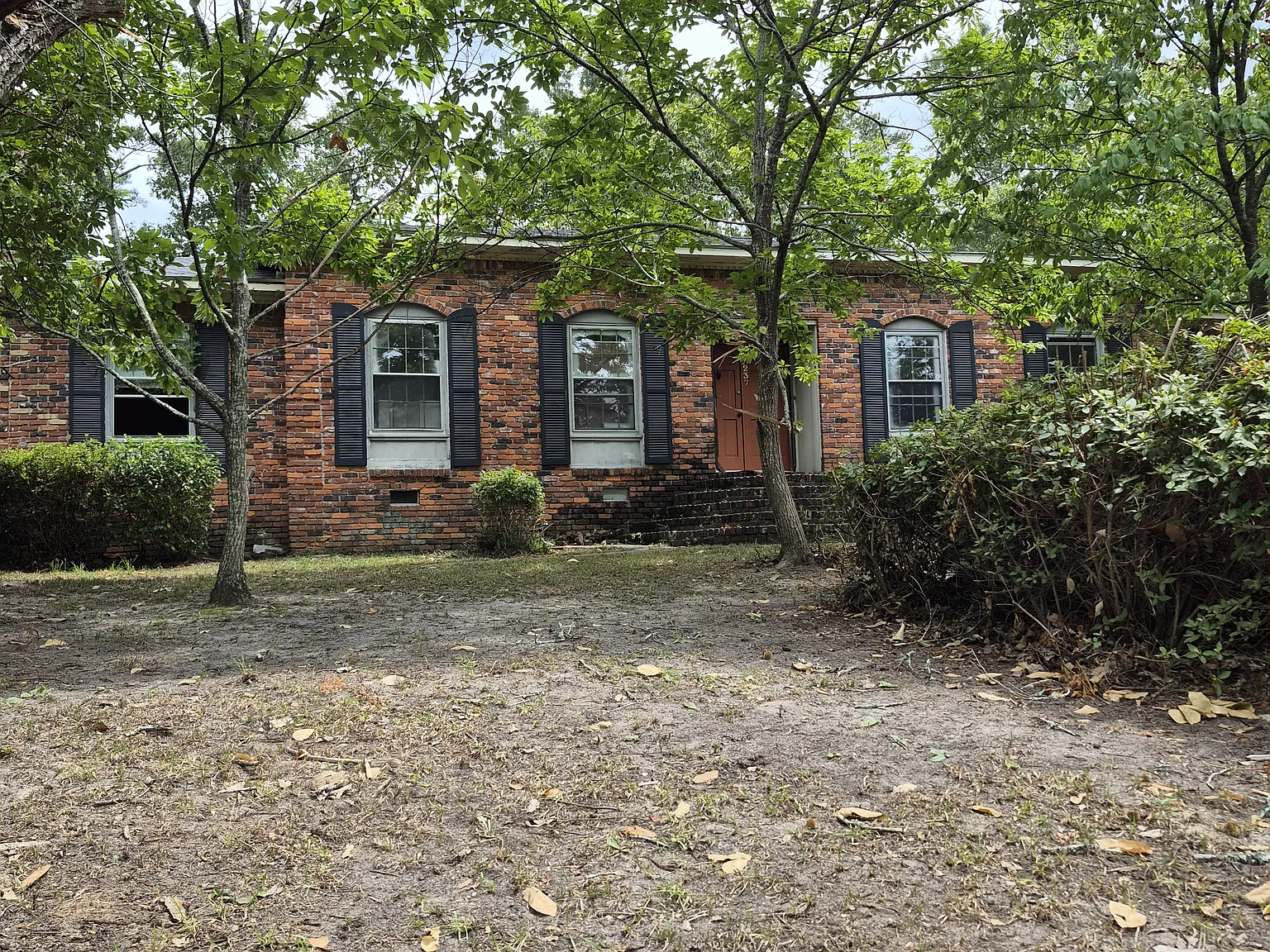 4 bed, 2187 sqft, $2,299 — Photo 1