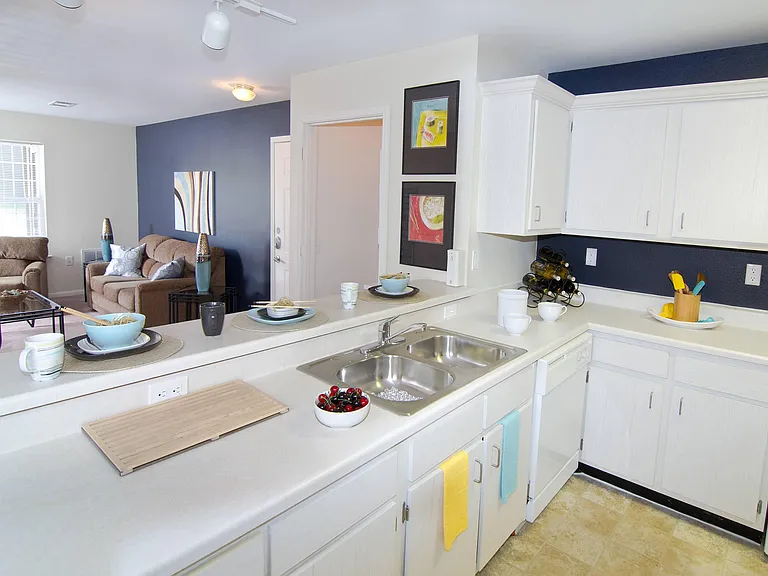 College Towne Apartments — Photo 21