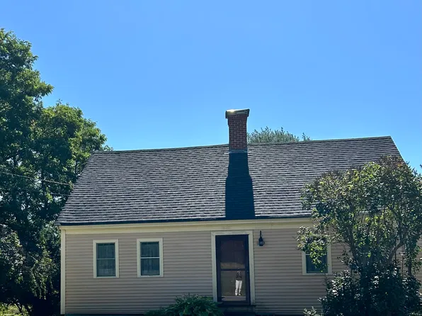 34 Village St, Jefferson, ME 04348