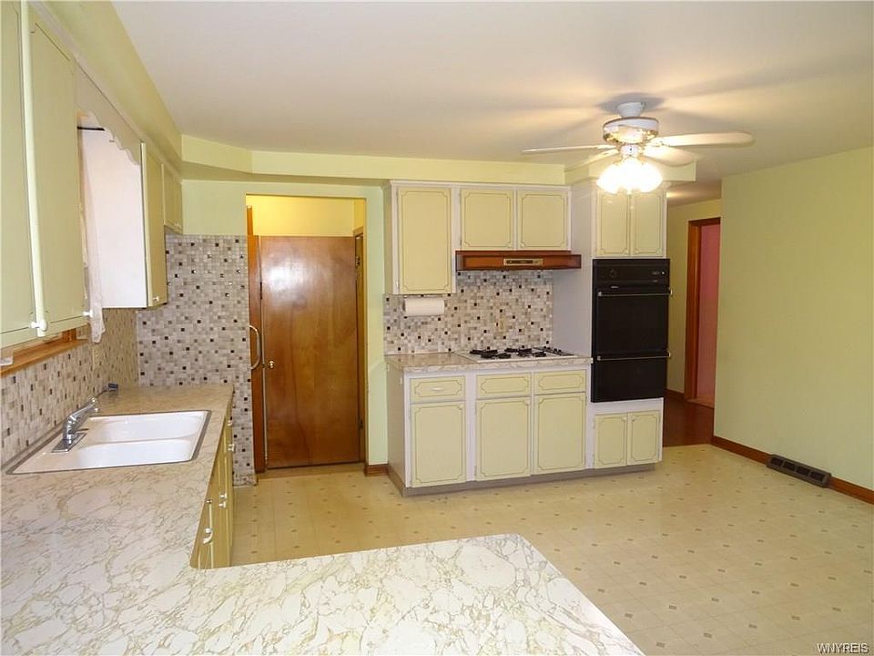 2nd image of 49 Andres Pl