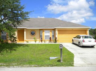 833 Gillen Ave NW, Palm Bay, FL 32907