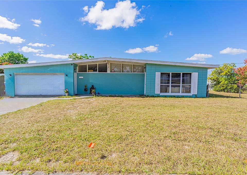 1st image of 2112 SARAZEN DRIVE