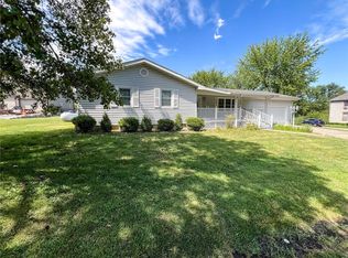 320 McMurry St, Paris, MO 65275