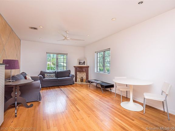 4th image of 920 Euclid Ave APT 7